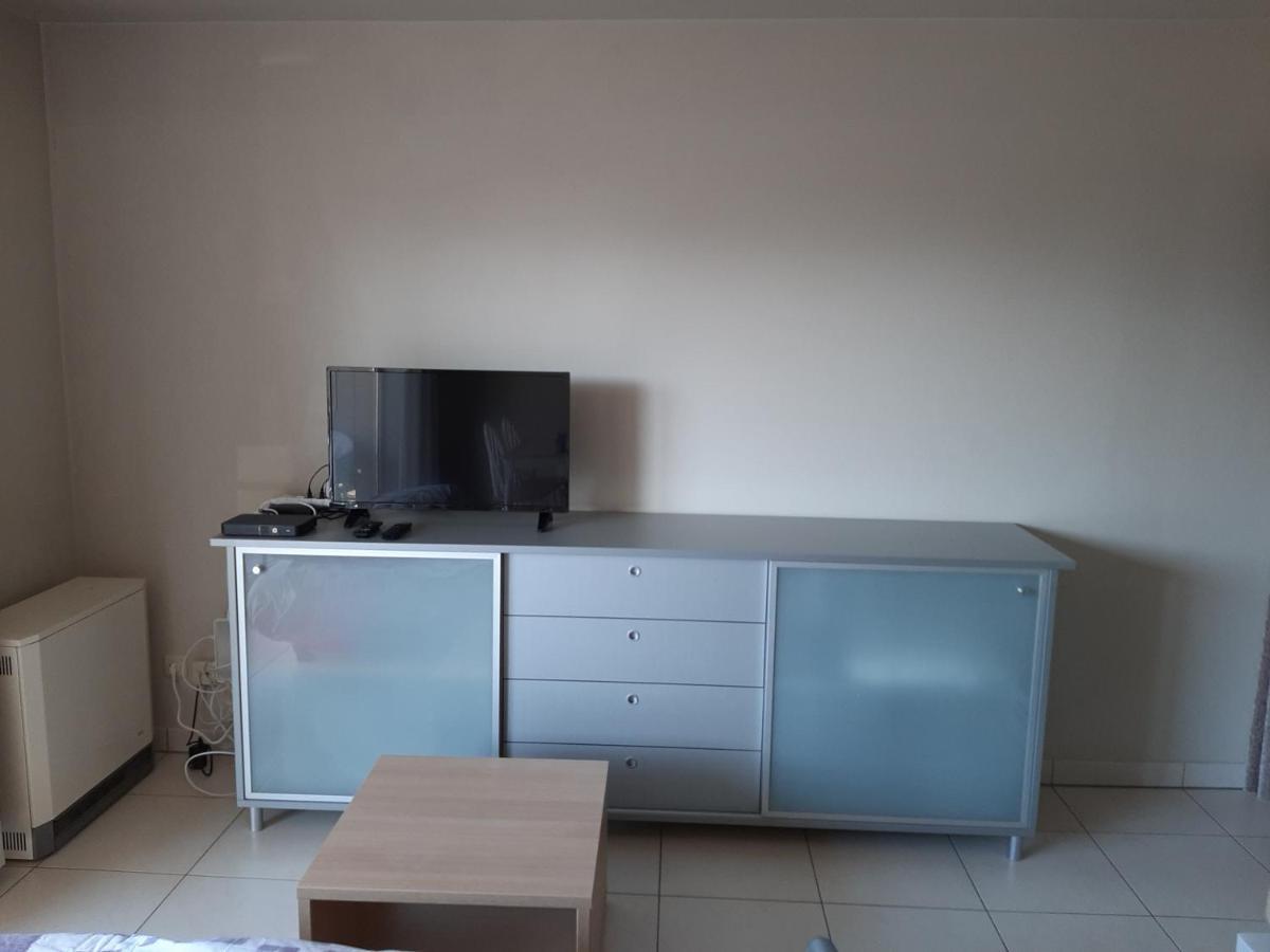 Appartement Vlakbij Zee En Duinen Bredene Luaran gambar