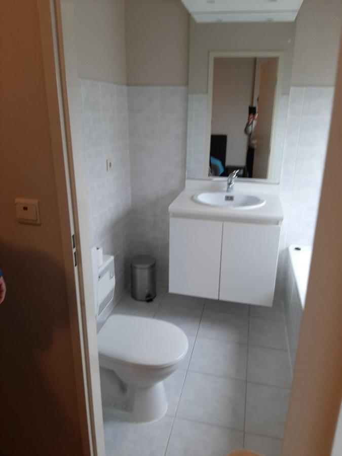Appartement Vlakbij Zee En Duinen Bredene Luaran gambar