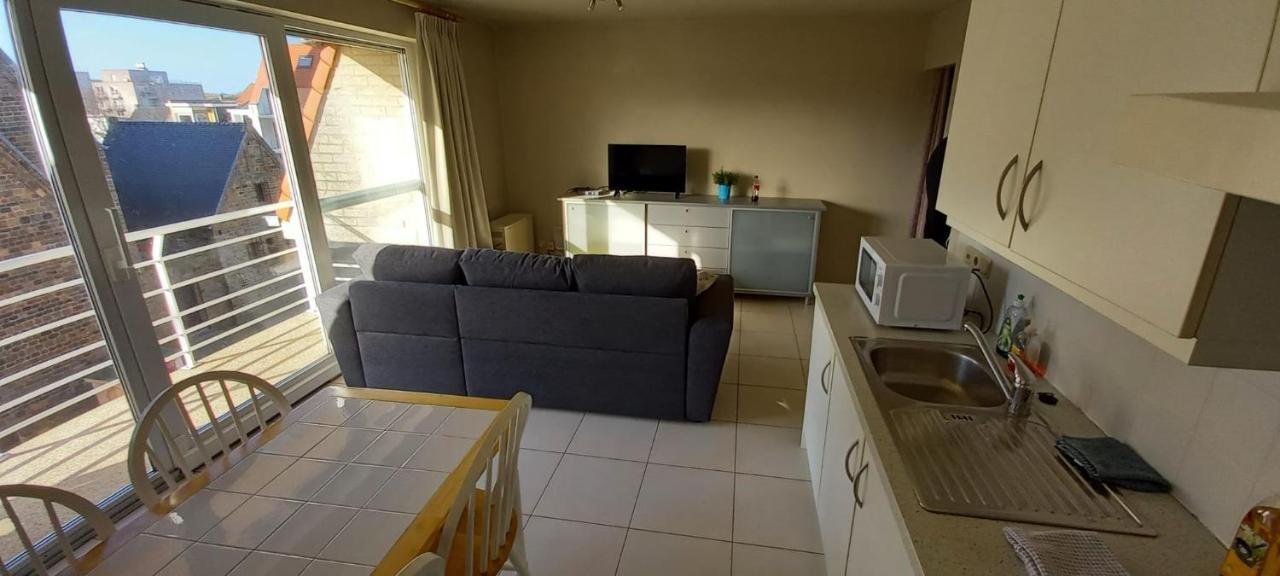 Appartement Vlakbij Zee En Duinen Bredene Luaran gambar